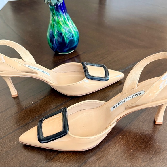 Manolo Blahnik May Maysli Slingback Patent Heels - Picture 7 of 8